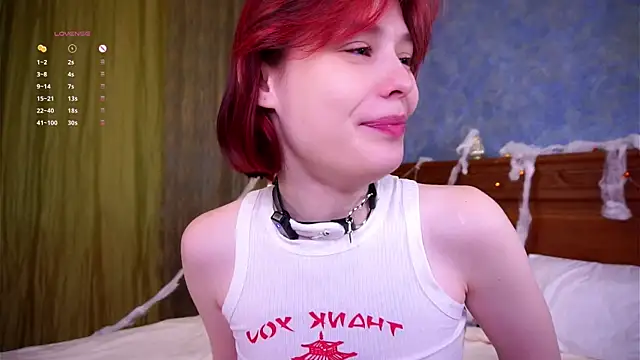 Snapshot of LurleneRamo chatting on October 31, 2025, 1:06 am LurleneRamo online show from October 31, 2025, 1:06 am