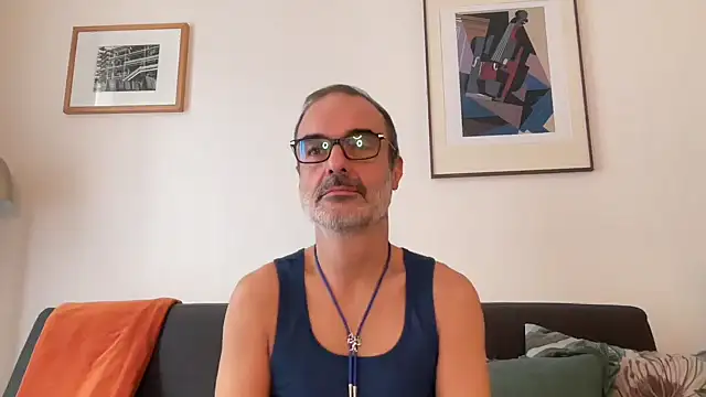 Snapshot of Milkywaymen chatting on November 13, 2025, 12:37 pm Milkywaymen online show from November 13, 2025, 12:37 pm