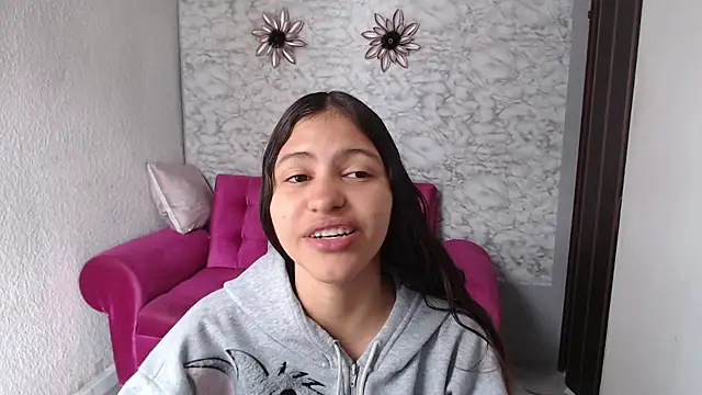 Evagirl69 online show from April 9, 2026, 12:21 pm