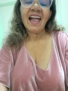 Vickysweeeettt online show from March 10, 2026, 1:43 am