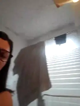 Snapshot of Aambre95Esexy chatting on November 12, 2025, 12:16 pm Aambre95Esexy online show from November 12, 2025, 12:16 pm