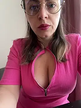 ladywithbigass online show from March 10, 2025, 5:54 am