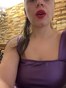 ladywithbigass online show from October 8, 2025, 5:49 am