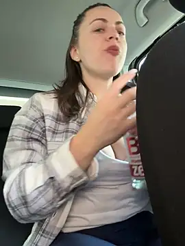 ladywithbigass online show from April 4, 2026, 4:44 am