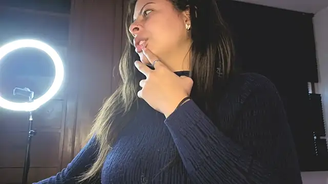 MiaCollinssx online show from March 15, 2026, 1:28 pm