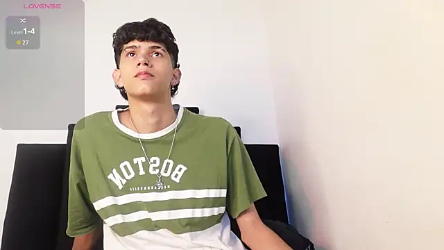 alexmark  online show from November 26, 2025, 7:48 pm