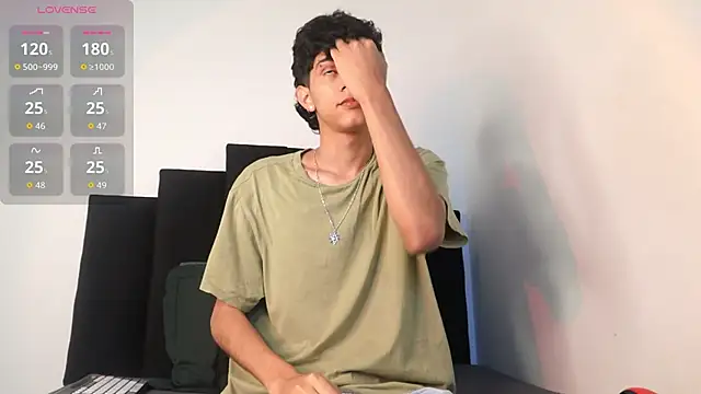 alexmark  online show from December 5, 2025, 1:20 pm