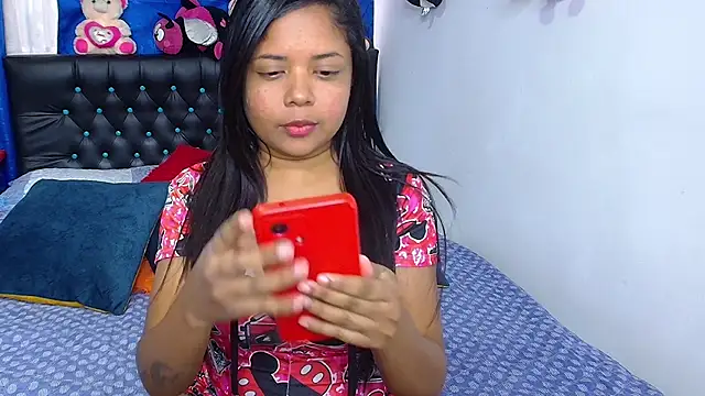 melikaronit2 online show from September 30, 2025, 5:18 pm