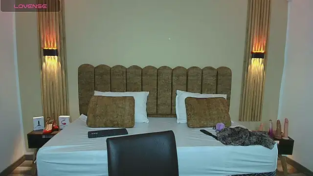 Snapshot of SexyRachel_ chatting on October 7, 2025, 11:51 am SexyRachel  online show from October 7, 2025, 11:51 am