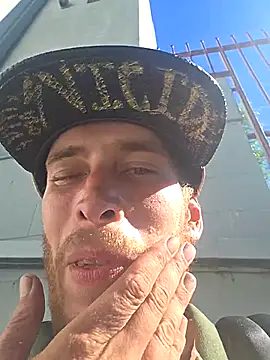 Leshok online show from November 10, 2025, 7:02 pm