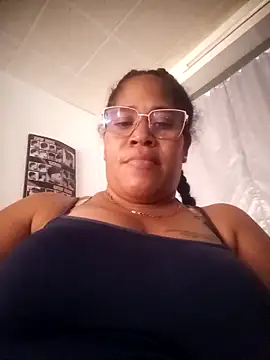 Snapshot of Big_ass_submissive chatting on September 15, 2025, 10:10 pm Big ass submissive online show from September 15, 2025, 10:10 pm