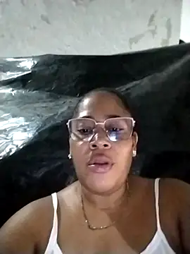 Snapshot of Big_ass_submissive chatting on September 20, 2025, 6:03 am Big ass submissive online show from September 20, 2025, 6:03 am