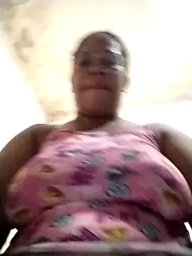 Snapshot of Big_ass_submissive chatting on September 29, 2025, 1:38 pm Big ass submissive online show from September 29, 2025, 1:38 pm