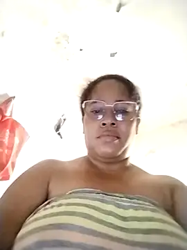 Snapshot of Big_ass_submissive chatting on October 10, 2025, 6:40 pm Big ass submissive online show from October 10, 2025, 6:40 pm