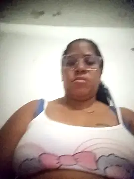 Snapshot of Big_ass_submissive chatting on February 1, 2026, 2:32 am Big ass submissive online show from February 1, 2026, 2:32 am