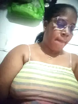 Snapshot of Big_ass_submissive chatting on February 10, 2026, 1:43 am Big ass submissive online show from February 10, 2026, 1:43 am