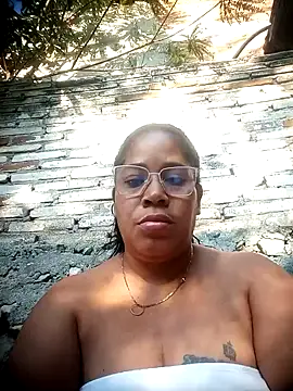 Snapshot of Big_ass_submissive chatting on February 15, 2026, 1:52 pm Big ass submissive online show from February 15, 2026, 1:52 pm