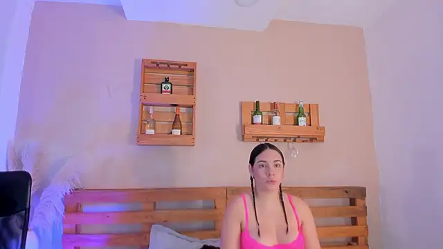 Snapshot of _miss_mia chatting on October 22, 2025, 11:43 am miss mia online show from October 22, 2025, 11:43 am