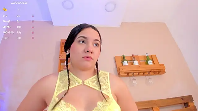 Snapshot of _miss_mia chatting on November 1, 2025, 11:45 am miss mia online show from November 1, 2025, 11:45 am