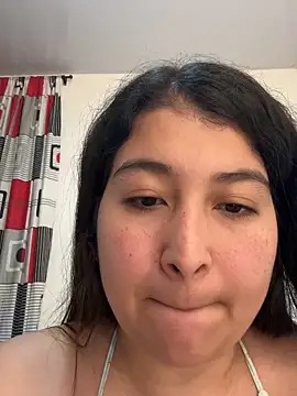 evelyn 1702 online show from November 25, 2025, 10:43 pm