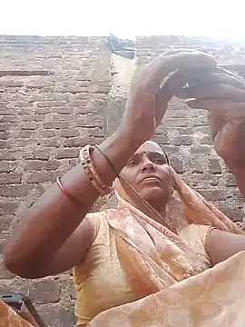 Sonia66w online show from October 9, 2025, 9:07 am