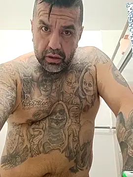 Snapshot of Fatboy909 chatting on April 8, 2026, 10:04 am Fatboy909 online show from April 8, 2026, 10:04 am