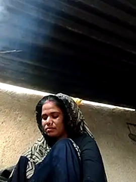 Hot ashna online show from November 27, 2025, 2:24 am