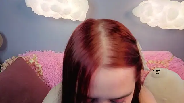 Snapshot of Alis_Platt chatting on May 9, 2026, 1:22 am Alis Platt online show from May 9, 2026, 1:22 am