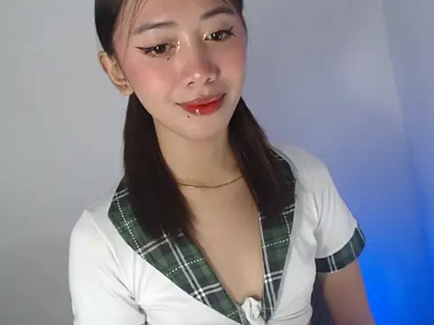 Snapshot of lovely_kiannaHugecock chatting on September 29, 2025, 4:23 pm lovely kiannaHugecock online show from September 29, 2025, 4:23 pm