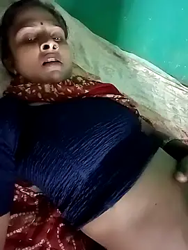 Sapna9685 online show from October 5, 2025, 3:21 pm