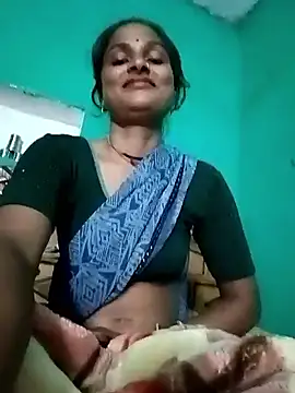 Sapna9685 online show from November 4, 2025, 2:38 pm