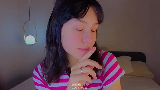 BritniBers online show from November 16, 2025, 1:22 am