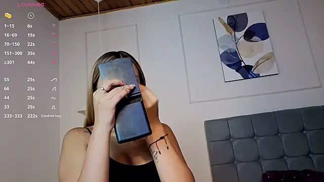 Snapshot of nikolevoshkie_ chatting on January 13, 2026, 8:25 pm nikolevoshkie online show from January 13, 2026, 8:25 pm