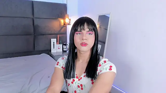 Snapshot of Slenna_Moon chatting on October 16, 2025, 3:07 am Slenna Moon online show from October 16, 2025, 3:07 am