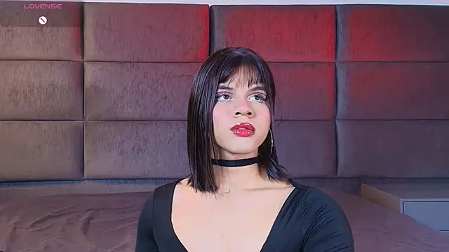 Snapshot of Slenna_Moon chatting on May 3, 2026, 11:11 pm Slenna Moon online show from May 3, 2026, 11:11 pm