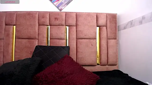 KENDALL ART online show from April 7, 2026, 3:18 am