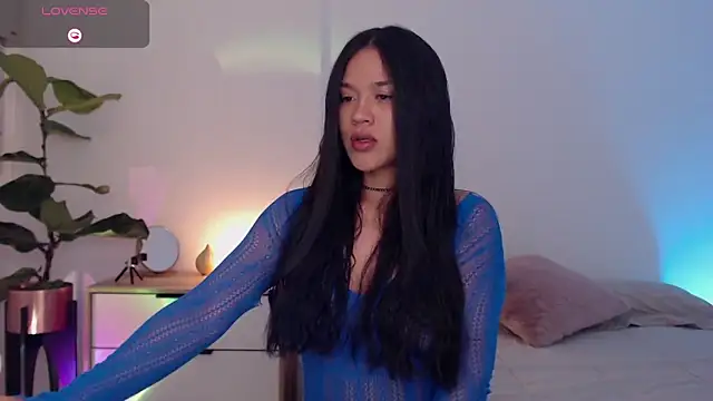 Annabnz online show from October 3, 2025, 11:35 pm