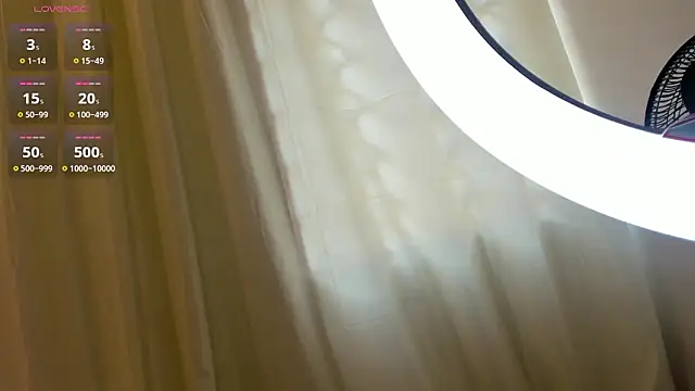 Zahra milks online show from March 19, 2026, 1:26 pm