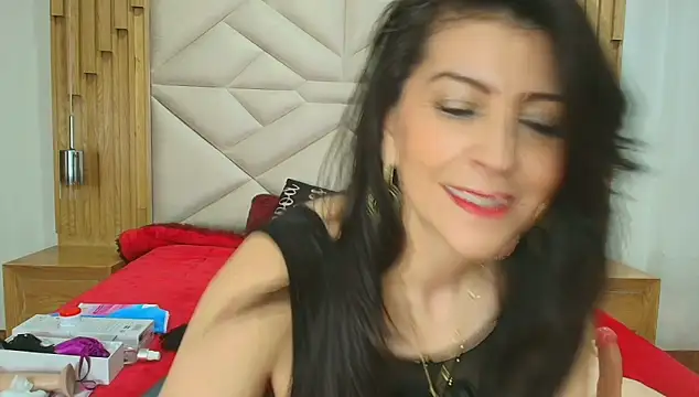 allie pearl online show from October 15, 2025, 12:05 pm