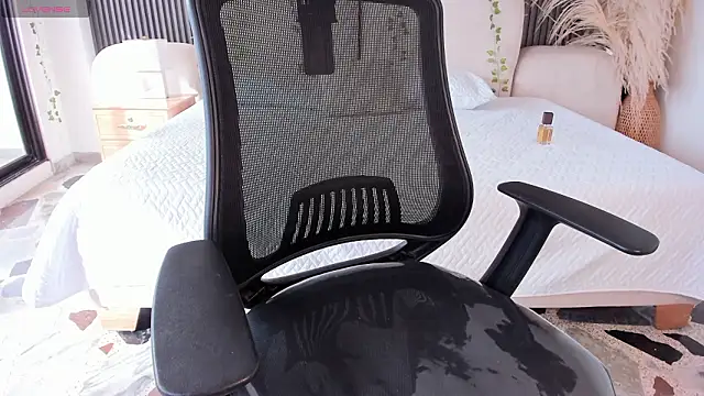 LiamDeep online show from March 8, 2026, 9:18 pm