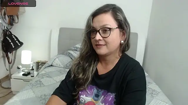 sophie lopez1 online show from February 5, 2025, 2:08 am