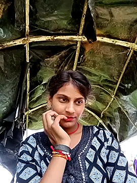 Snapshot of Jyoti_thakurr chatting on September 11, 2025, 6:46 am Jyoti thakurr online show from September 11, 2025, 6:46 am