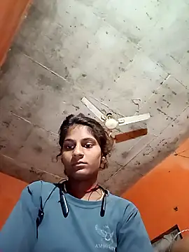 Snapshot of Jyoti_thakurr chatting on October 8, 2025, 9:12 pm Jyoti thakurr online show from October 8, 2025, 9:12 pm