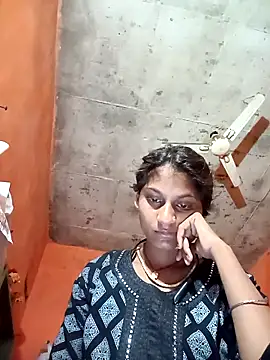 Snapshot of Jyoti_thakurr chatting on October 15, 2025, 10:54 pm Jyoti thakurr online show from October 15, 2025, 10:54 pm