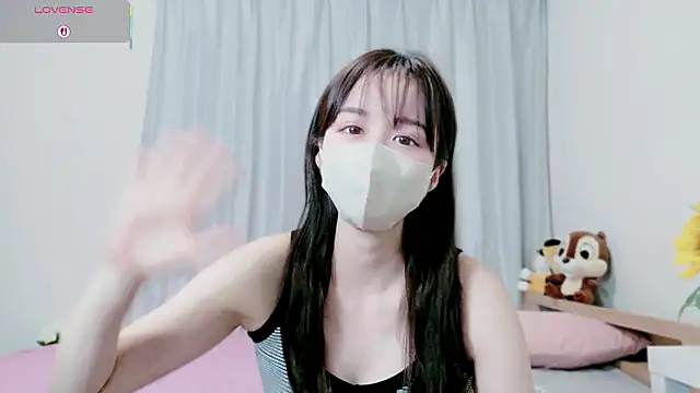 Snapshot of Anne_Anne_chan chatting on September 20, 2025, 8:37 am Anne Anne chan online show from September 20, 2025, 8:37 am