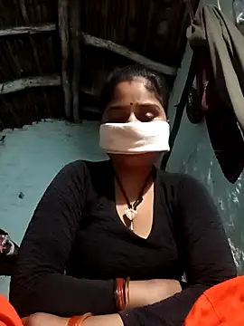 Snapshot of Sheema_tyagi chatting on November 4, 2025, 10:20 pm Sheema tyagi online show from November 4, 2025, 10:20 pm