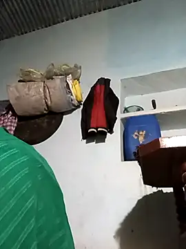 Snapshot of Sheema_tyagi chatting on November 15, 2025, 6:48 pm Sheema tyagi online show from November 15, 2025, 6:48 pm