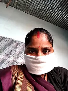 Snapshot of Sheema_tyagi chatting on November 24, 2025, 8:36 am Sheema tyagi online show from November 24, 2025, 8:36 am