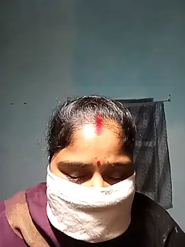 Snapshot of Sheema_tyagi chatting on November 28, 2025, 8:44 pm Sheema tyagi online show from November 28, 2025, 8:44 pm