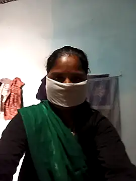 Snapshot of Sheema_tyagi chatting on December 5, 2025, 9:18 am Sheema tyagi online show from December 5, 2025, 9:18 am